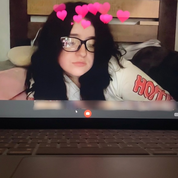 Meet your Posher, Ariel - Picture 1 of 1